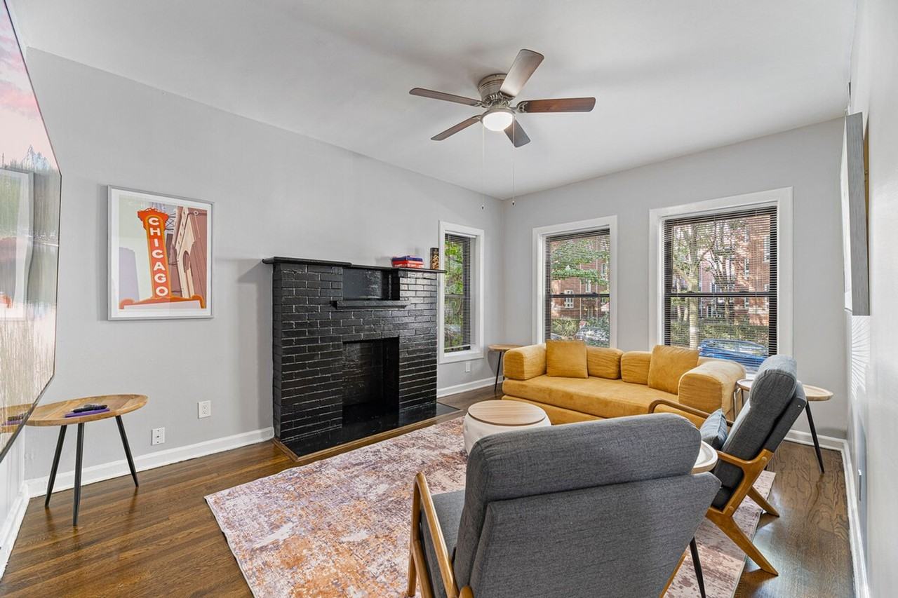 907 W Agatite Ave #1319628P - Photo 3 of 18