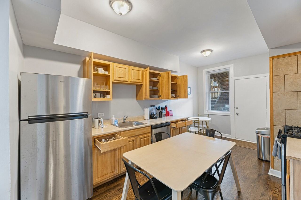 907 W Agatite Ave #1319628P - Photo 5 of 18