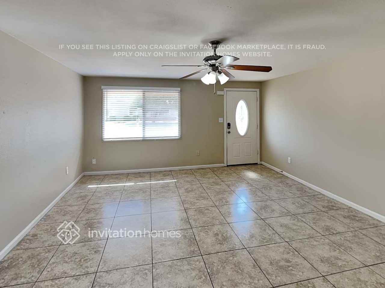 1536 W Andorra Dr - Photo 3 of 17