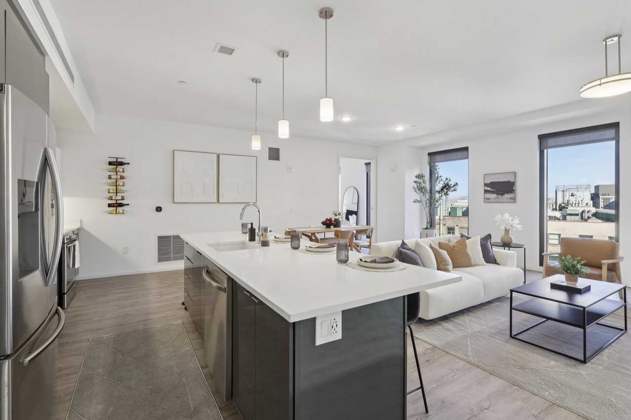 The Beacon Cleveland - Photo 3 of 39