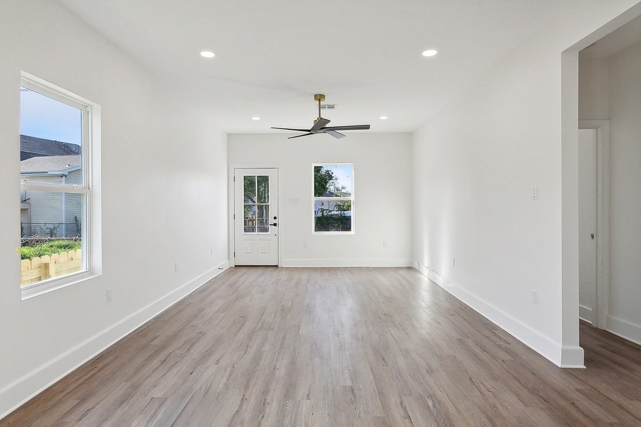 3333 Audubon Ct - Photo 3 of 29