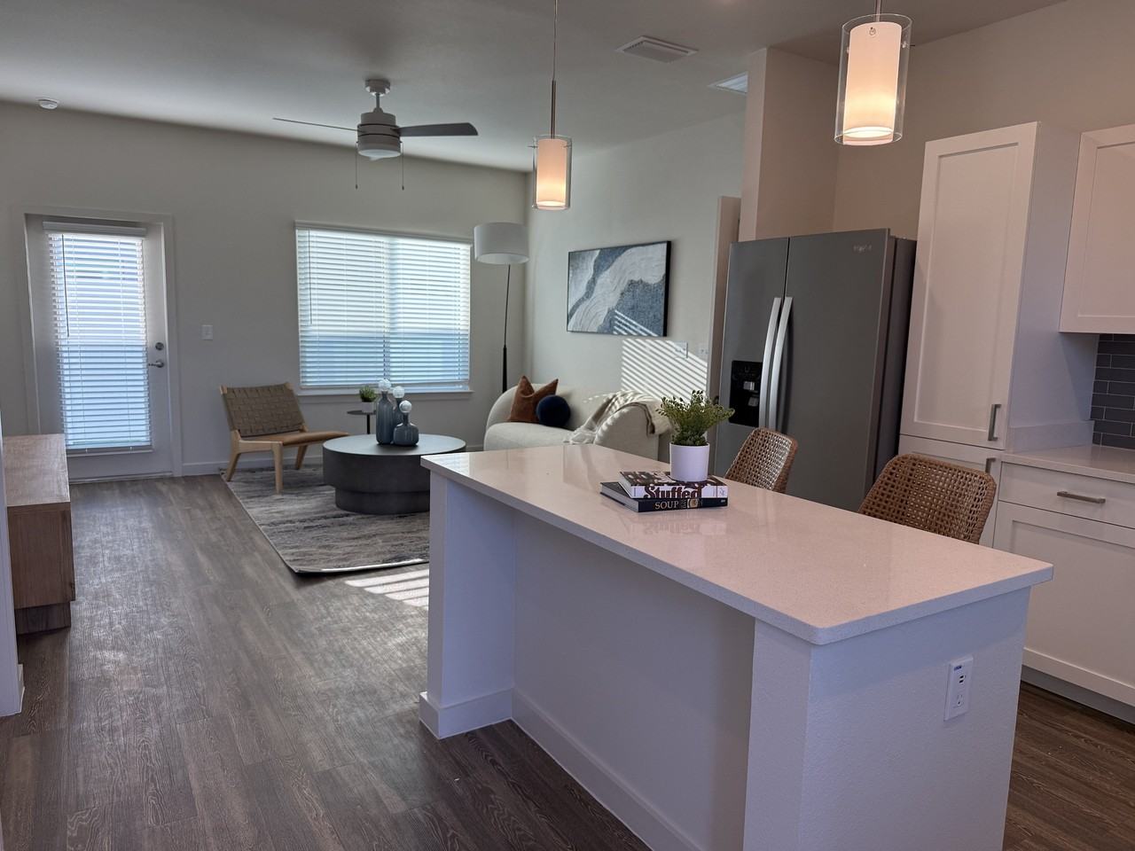 Villas at Venice - Photo 6 of 25