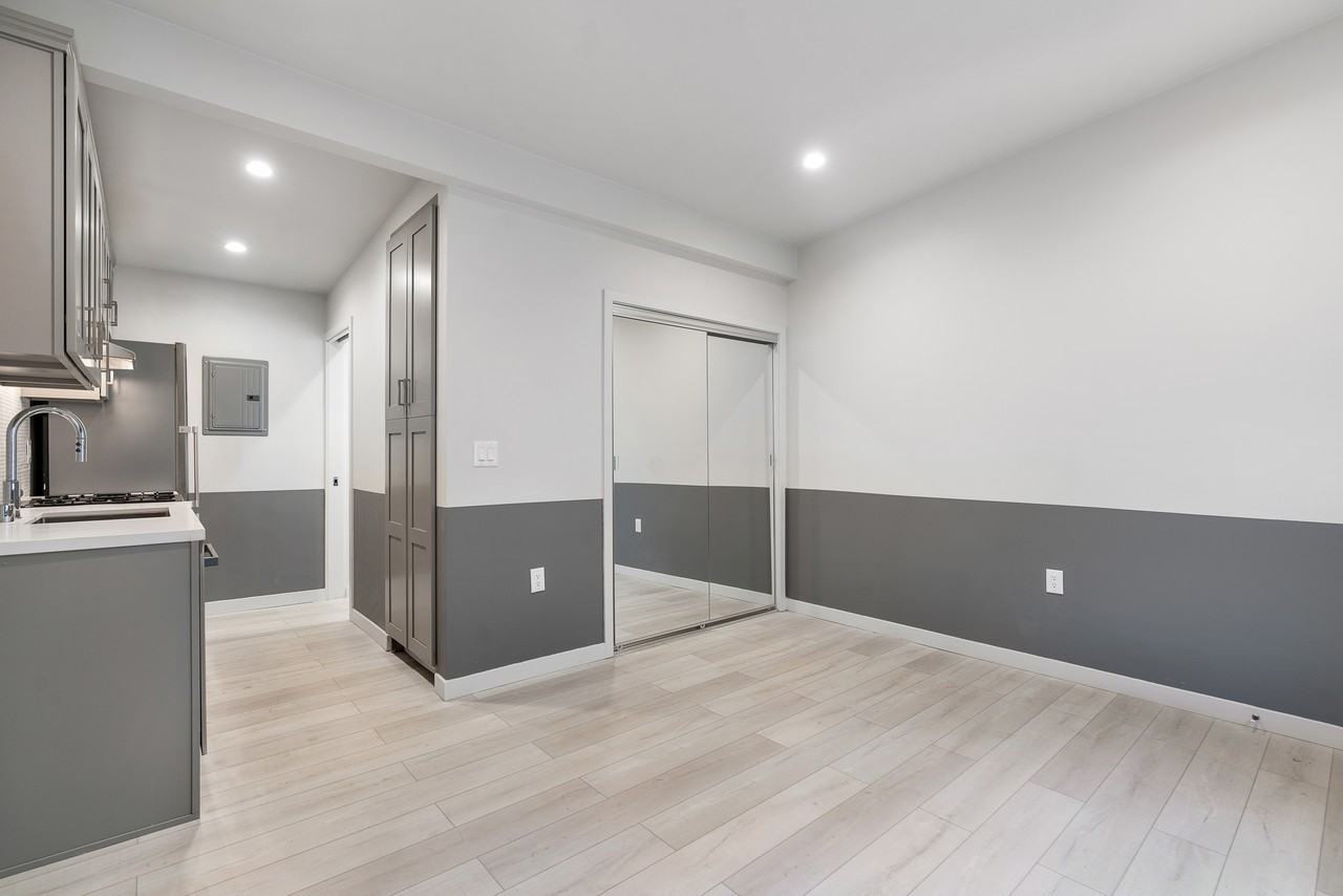 4206 South Centinela Avenue #B - Photo 2 of 8