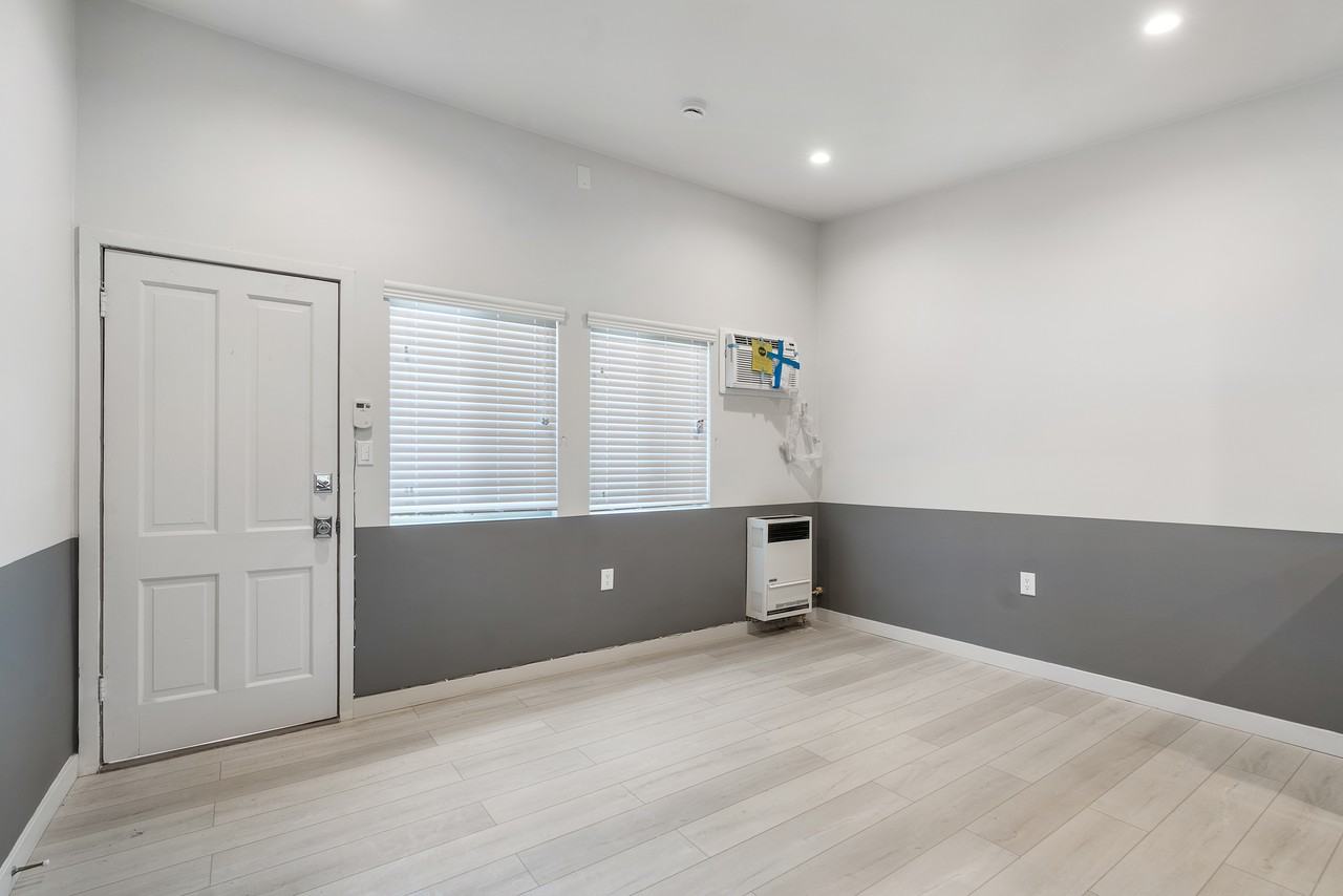 4206 South Centinela Avenue #B - Photo 3 of 8