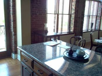 1715 Summit Street #203 - Photo 5 of 7