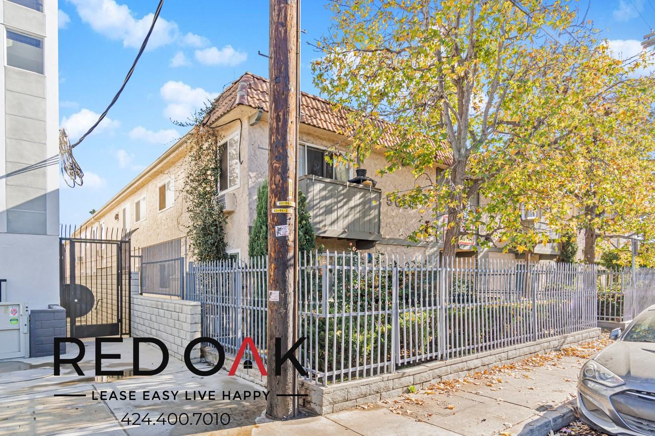 5624 Fair Ave - Photo 7 of 16