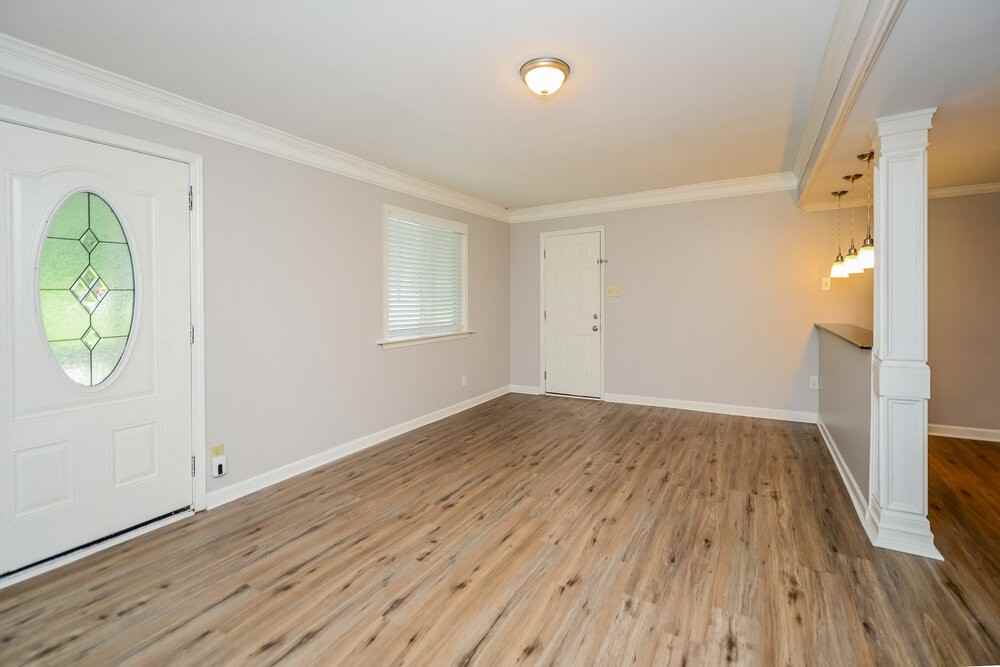 1847 Litchfield Rd - Photo 6 of 17