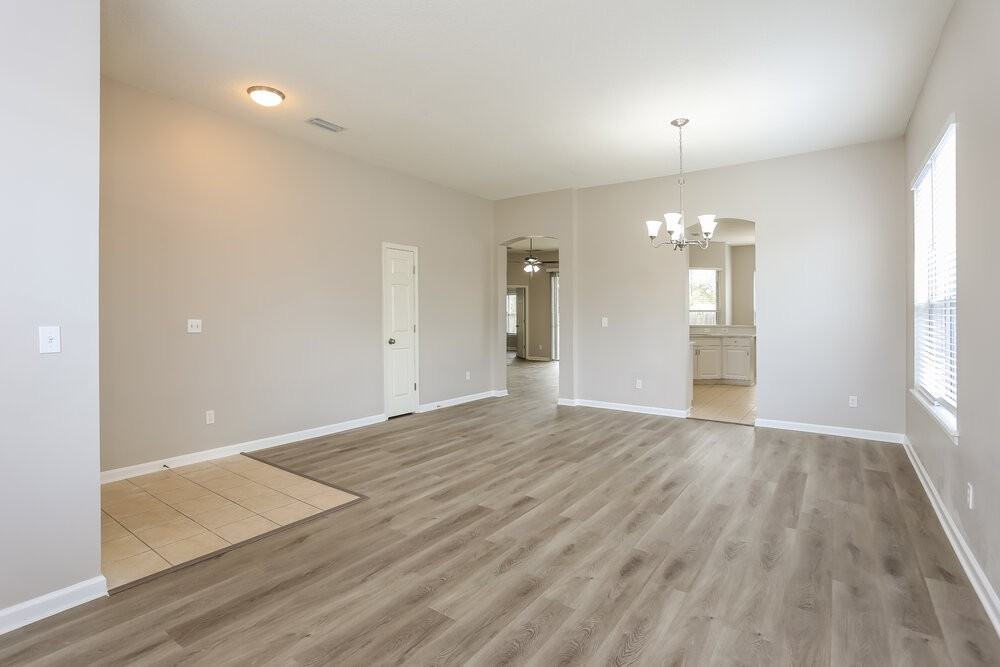 882 Lord Nelson Blvd - Photo 3 of 16