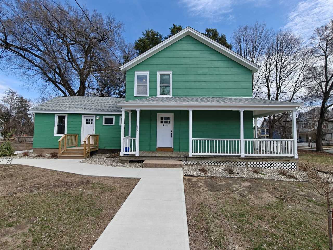 225 State St - Photo 2 of 31