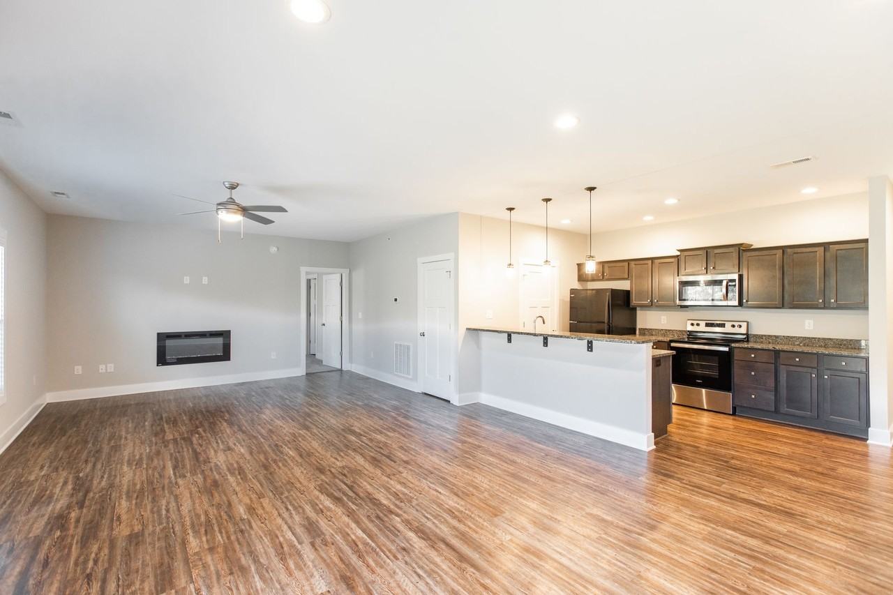 Eleven25 - Photo 2 of 20