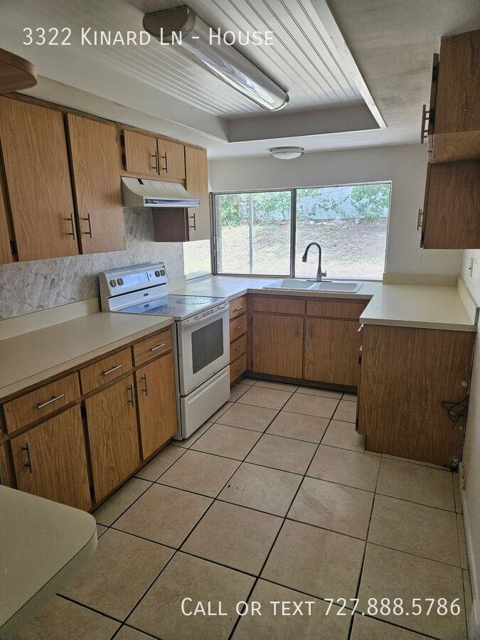 3322 Kinard Lane #MAIN - Photo 6 of 21