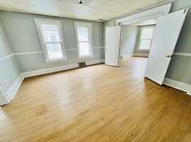 featured image of 2114 S 11th St