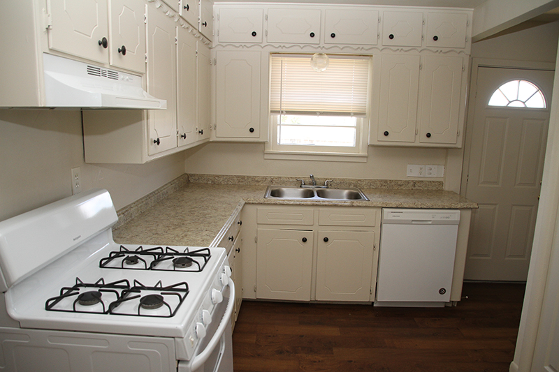 121 North Mc Entire Court - Photo 4 of 10