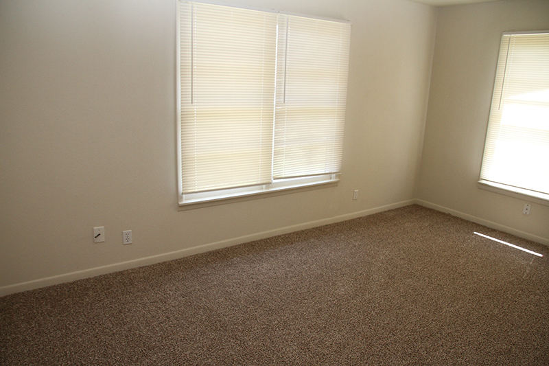 121 North Mc Entire Court - Photo 6 of 10