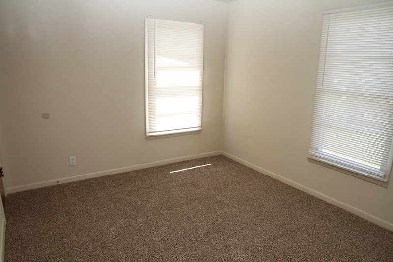 121 North Mc Entire Court - Photo 7 of 10