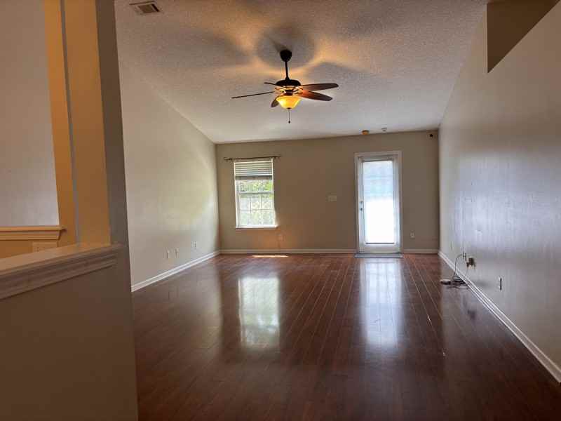 134 Camellia Dr - Photo 2 of 25