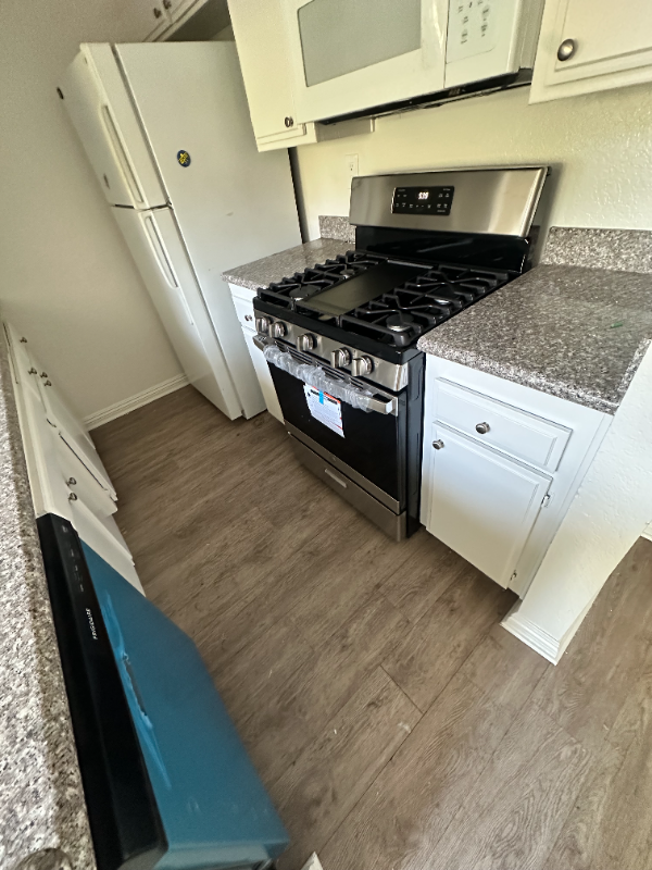 15009 Moorpark St #313 - Photo 5 of 7