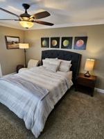 featured image of Hook Hollow Rd