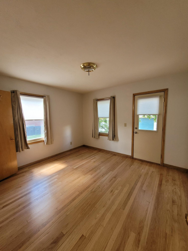 1441 E Johnson St #D - Photo 3 of 4