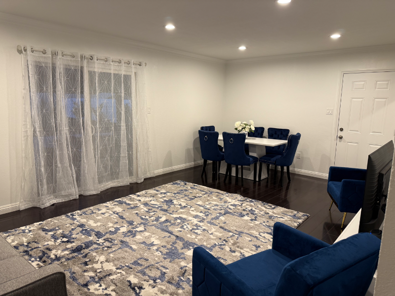 4775 Beverly Ct - Photo 3 of 19