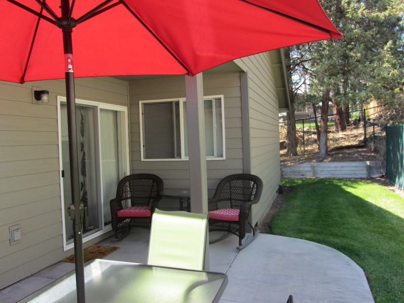 1636 Se Virginia Rd - Photo 3 of 9