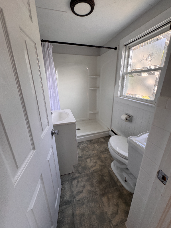 131 Main St #2F - Photo 2 of 6