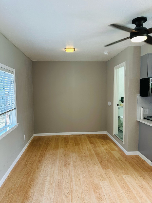 3903 Manzanita Ct - Photo 7 of 11