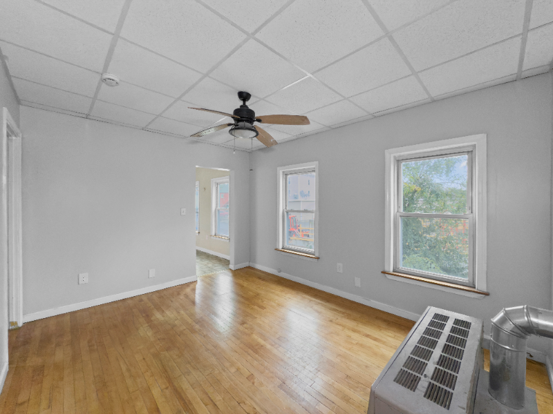 27 W 4th St #2 - Photo 2 of 10