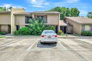 979 Sunridge Dr - Photo 1 of 1