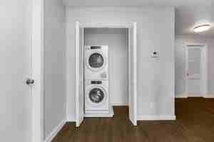 featured image of 10 Glendale St