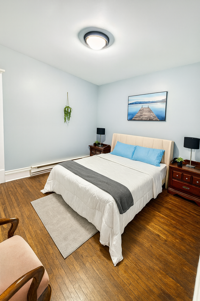 Aylmer St N & London St - Photo 2 of 12