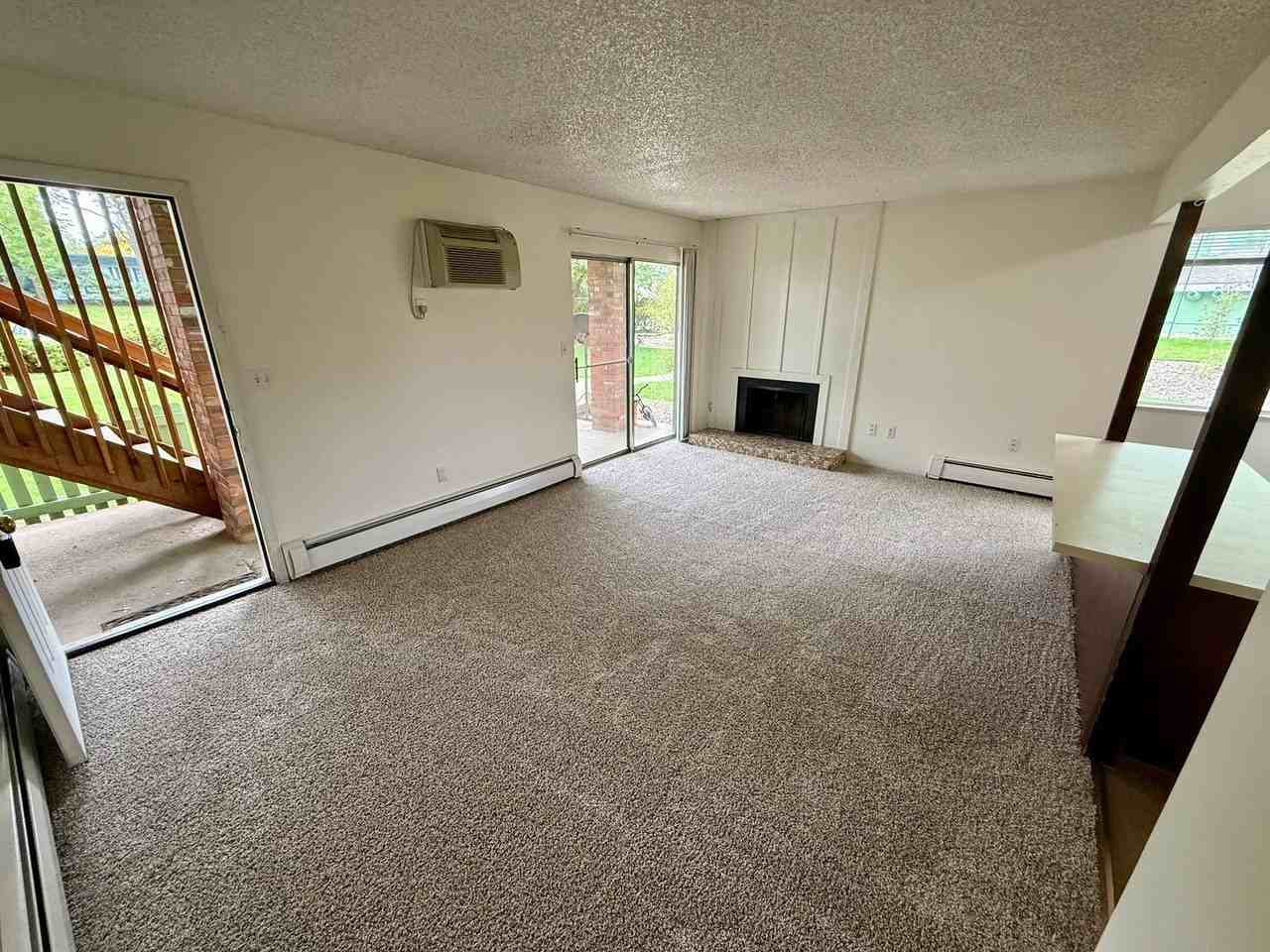 2897 Greenland Drive - Photo 3 of 26