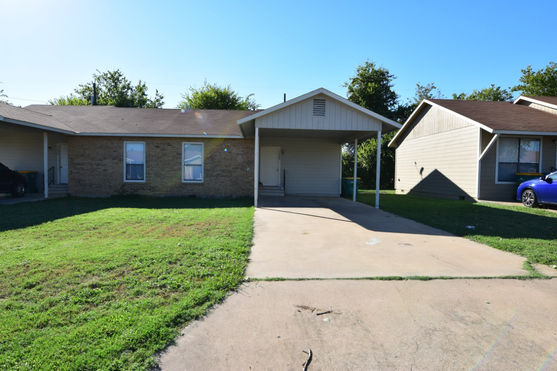 1622 Kelly Dr #NA - Photo 2 of 5