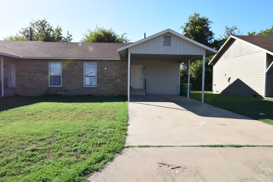 1622 Kelly Dr #NA - Photo 3 of 5