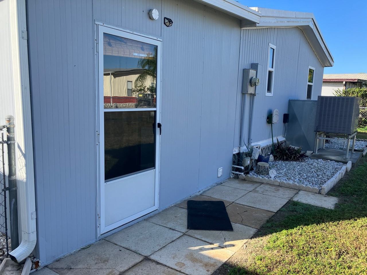 111 Grassy Key Lane - Photo 2 of 17