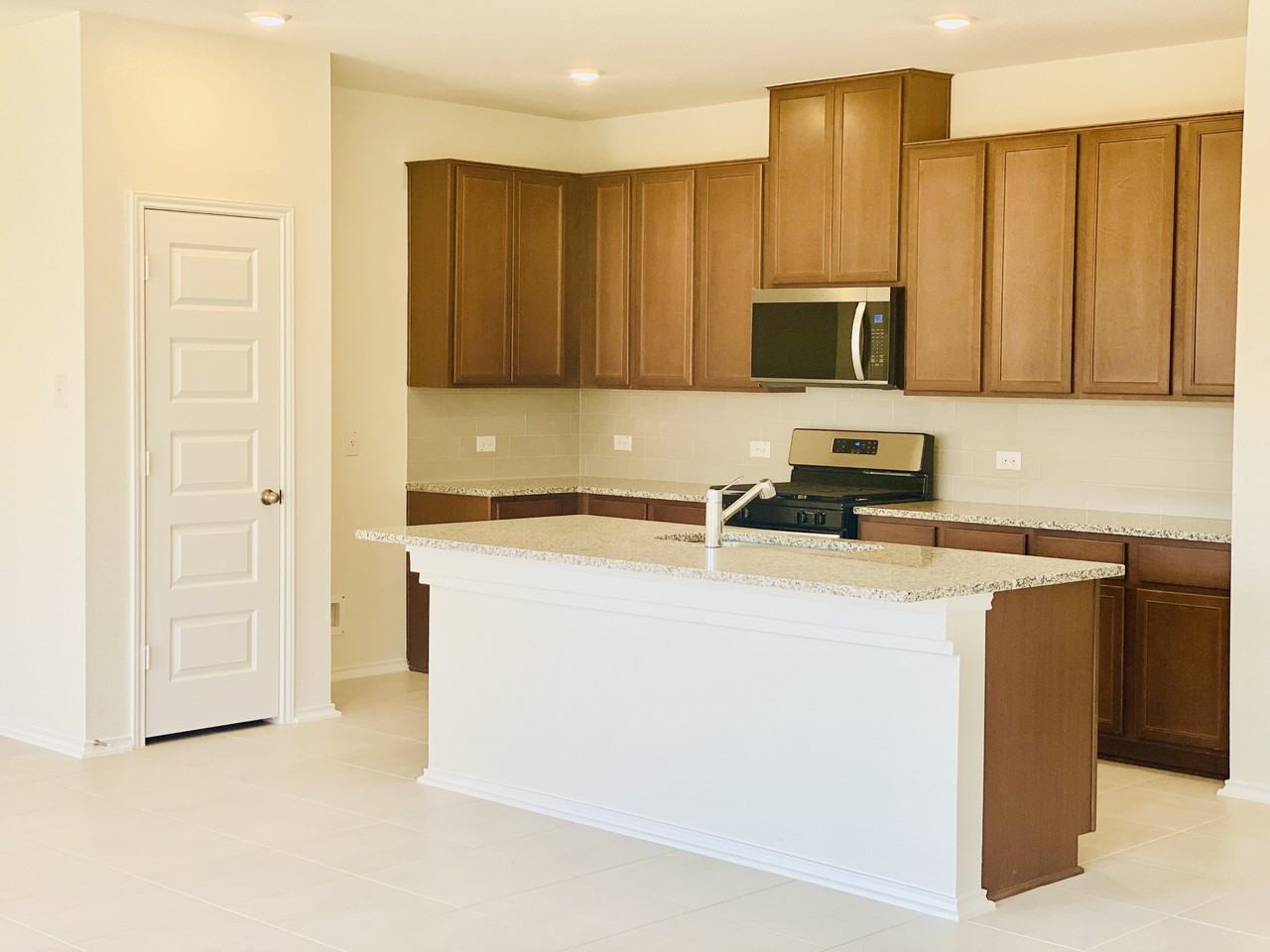 1620 River Plateau Dr #NA - Photo 5 of 30