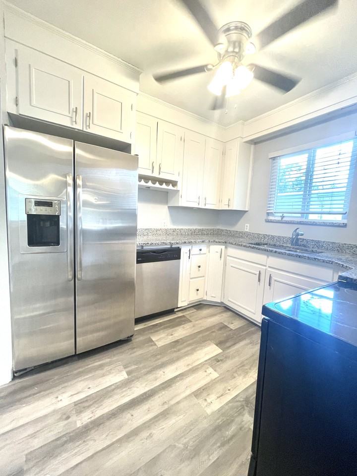 5435 6th Ave N #NA - Photo 2 of 19