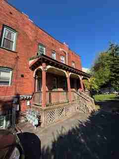 544 1st St #1F - Photo 3 of 14