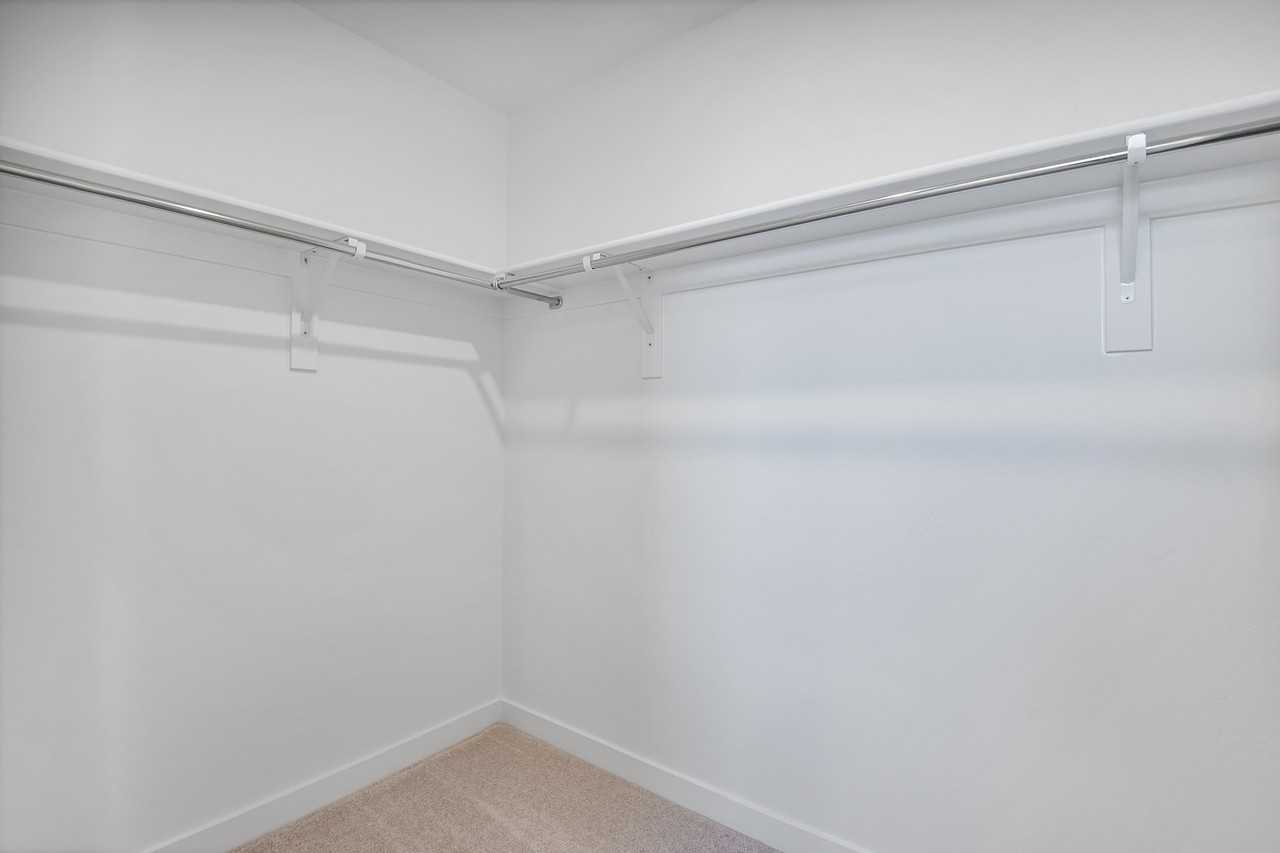 2389 N Wildwood Ln #2389 - Photo 2 of 34