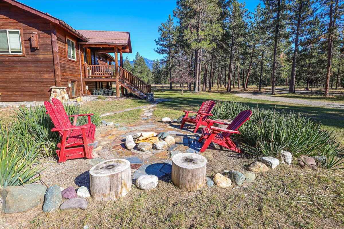 886 Garrison Dr #NA - Photo 3 of 34