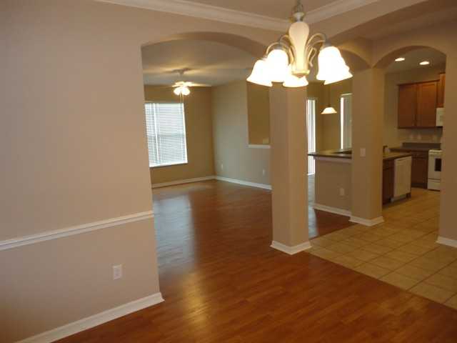 30652 Palmerston Pl - Photo 3 of 16