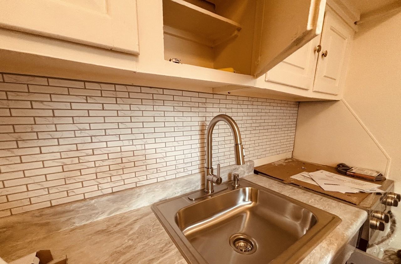 168 Ottawa St #4 - Photo 2 of 10