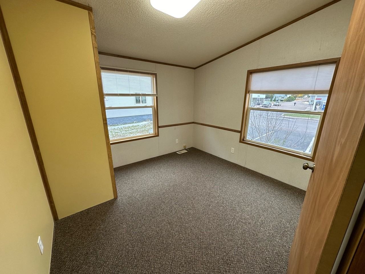 20017 E Sharon Ave - Photo 5 of 11