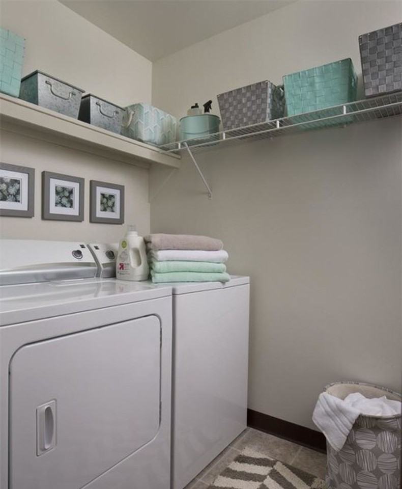 Plymouth Woods Apartments - Photo 2 of 4