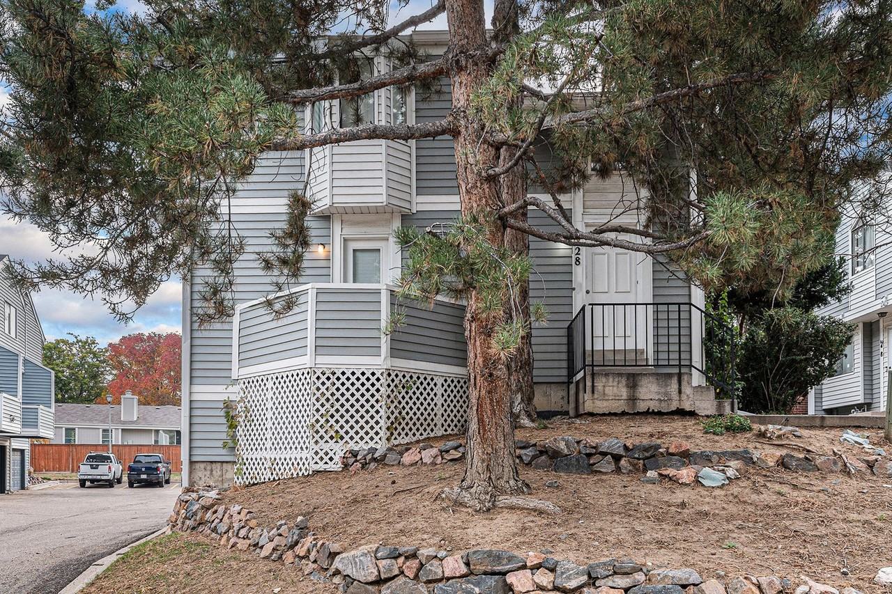 228 South Nome Street - Photo 2 of 23