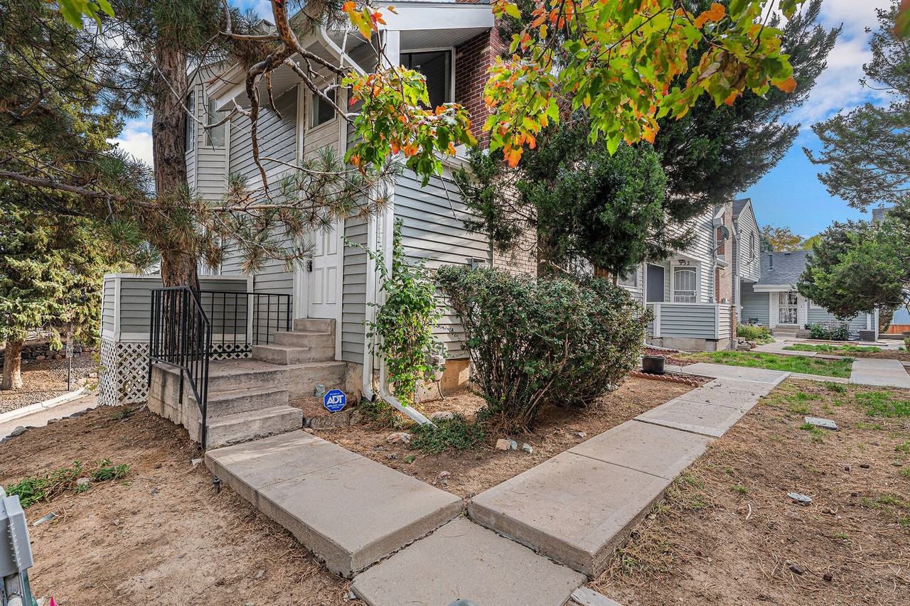 228 South Nome Street - Photo 3 of 23