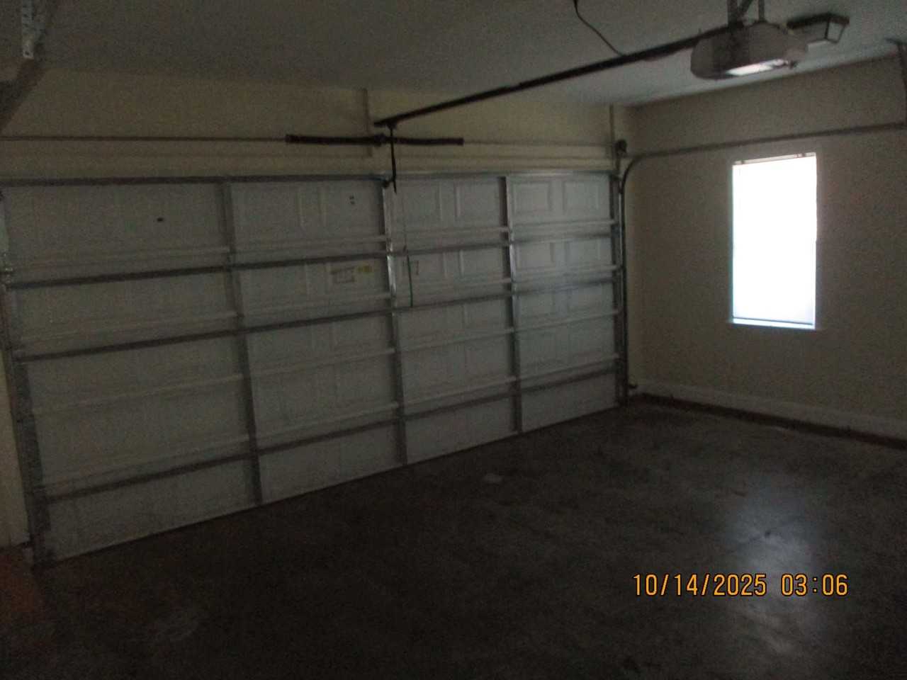 634 Winifred Rd - Photo 3 of 14