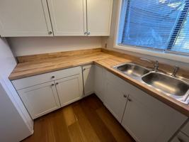 featured image of 445 445 -447 Dudley Creek Rd