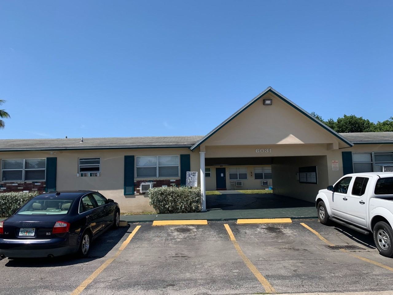 6031 Polk St Hollywood, FL 33024 - Photo 2 of 7