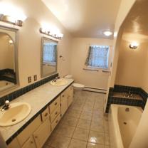 2102 Hercules Dr - Photo 1 of 1